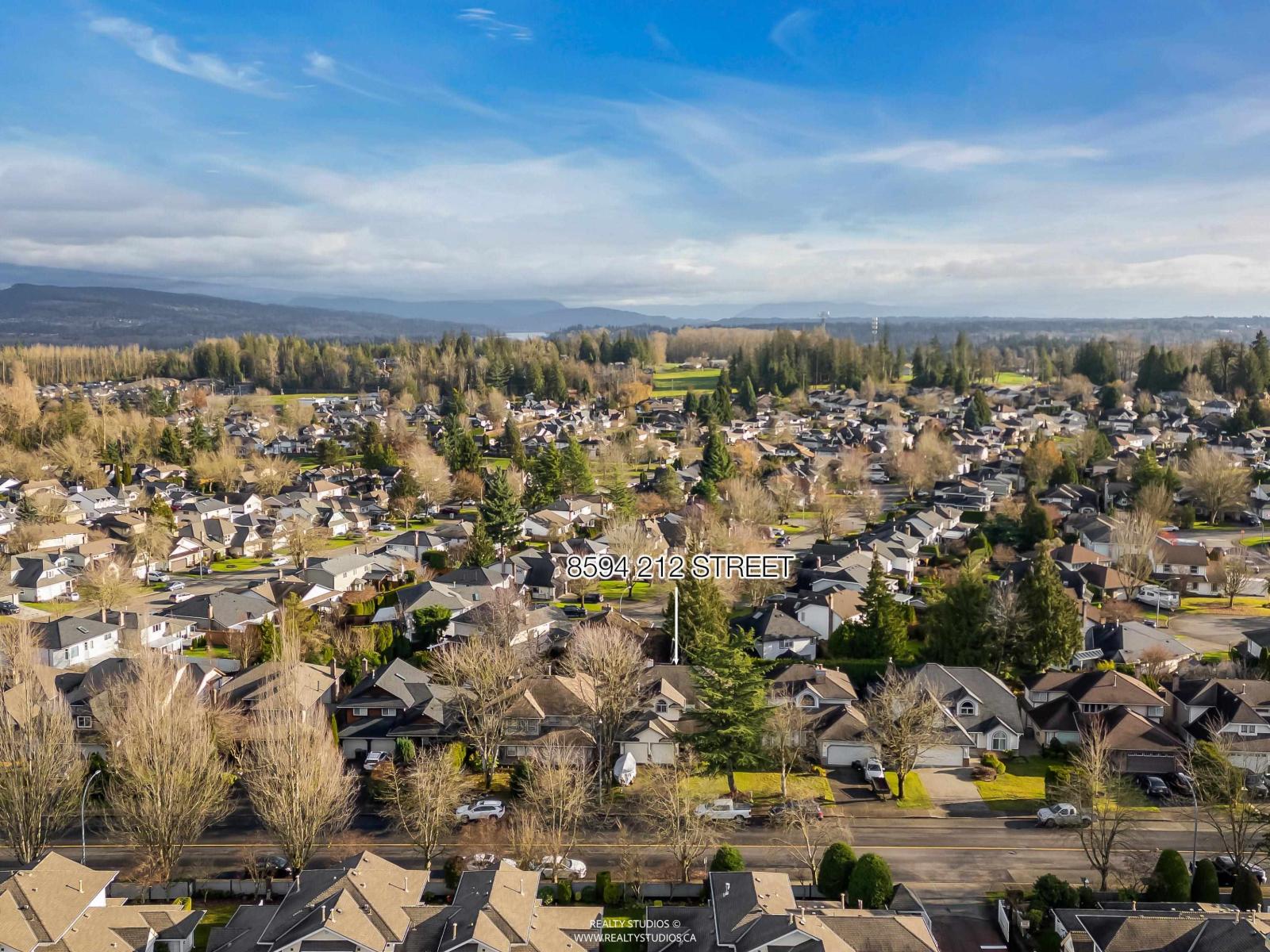 8594 212 Street, Langley, British Columbia  V1M 2E7 - Photo 36 - R3073226