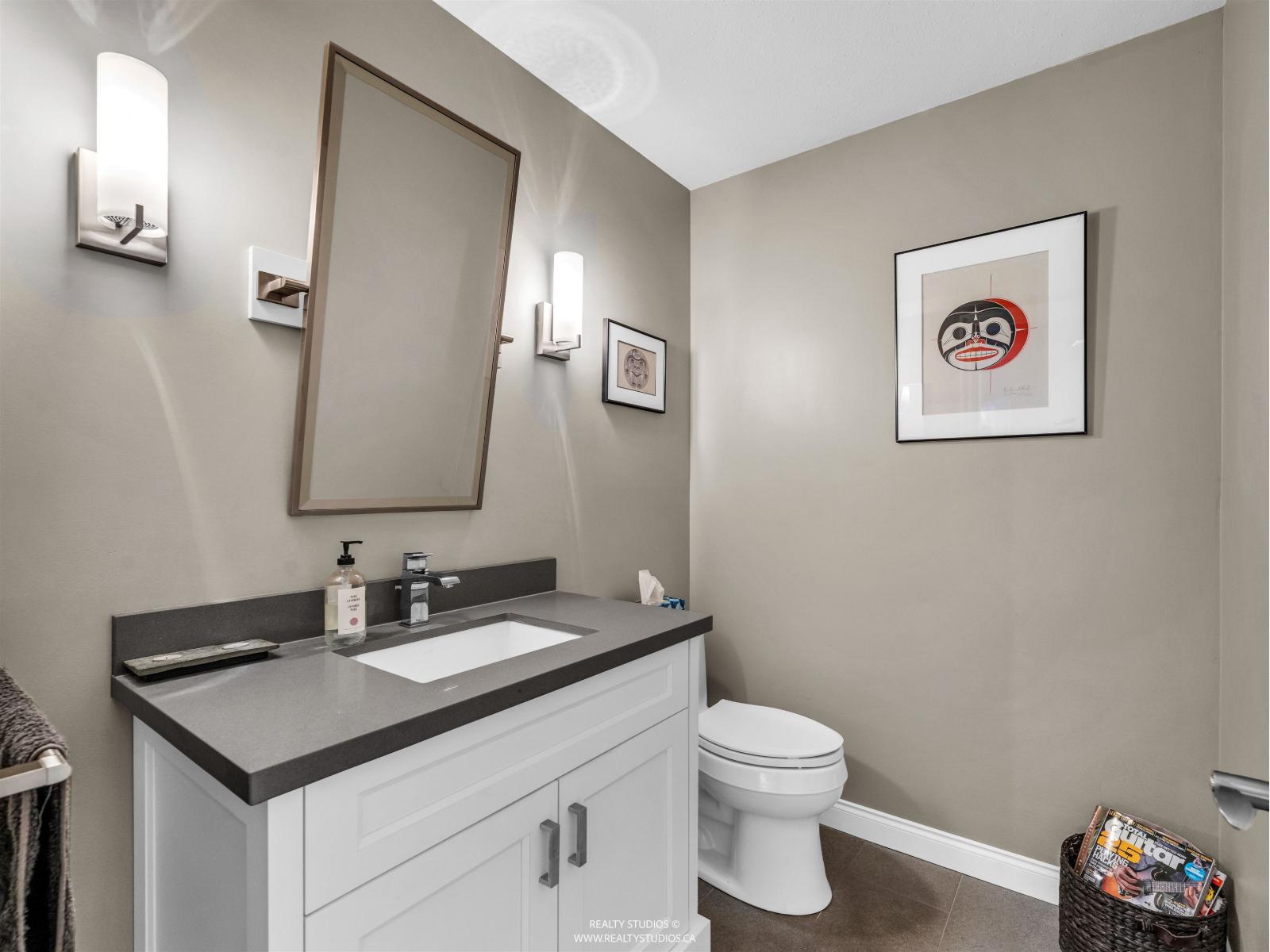 8594 212 Street, Langley, British Columbia  V1M 2E7 - Photo 14 - R3073226