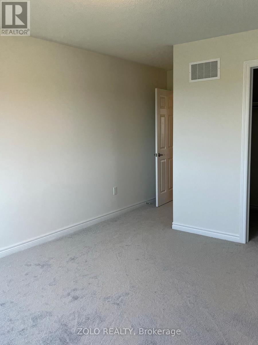 47 Bayardo Drive, Oshawa, Ontario  L1H 7K4 - Photo 5 - E12620902