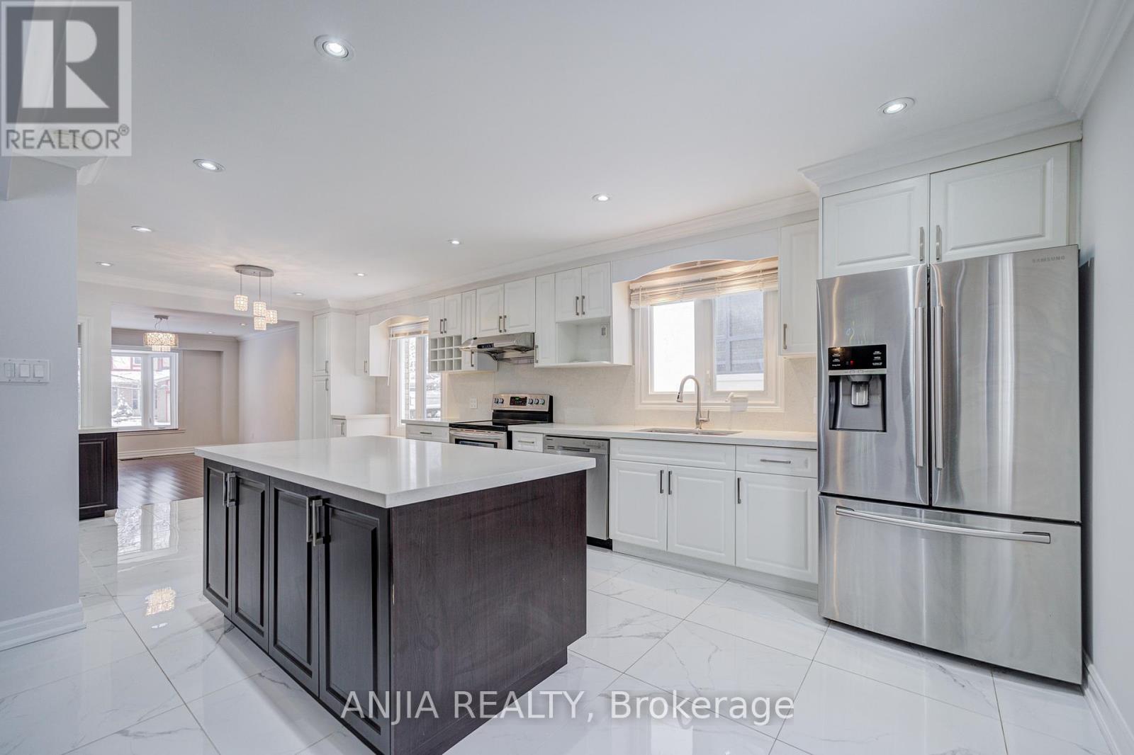 26 Longbow Square, Toronto, Ontario  M1W 2W7 - Photo 16 - E12621056