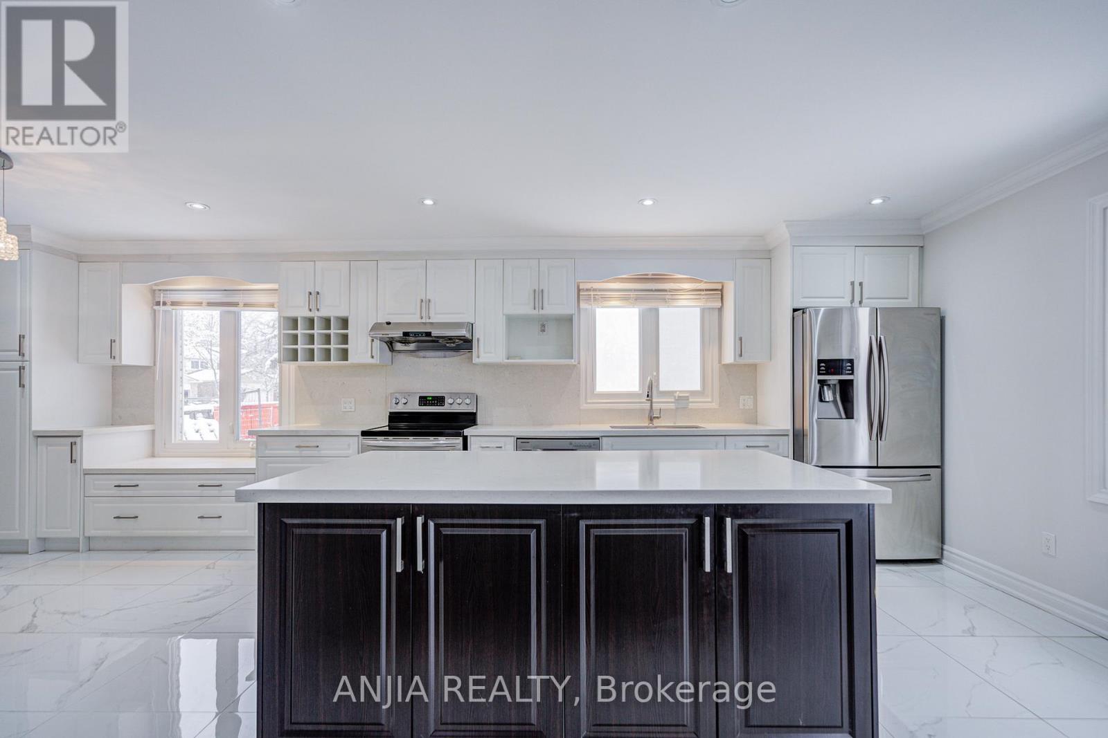 26 Longbow Square, Toronto, Ontario  M1W 2W7 - Photo 17 - E12621056