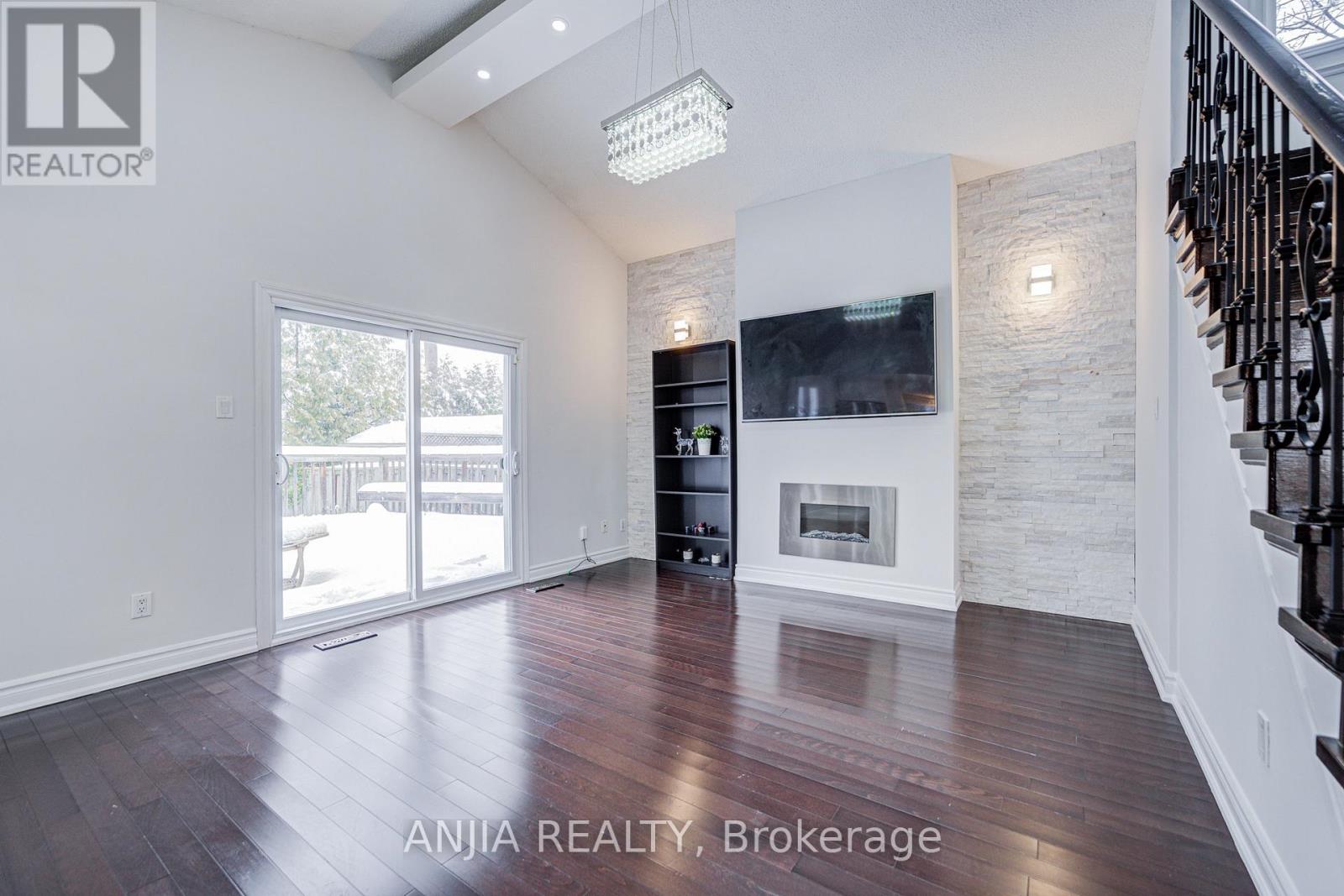 26 Longbow Square, Toronto, Ontario  M1W 2W7 - Photo 22 - E12621056