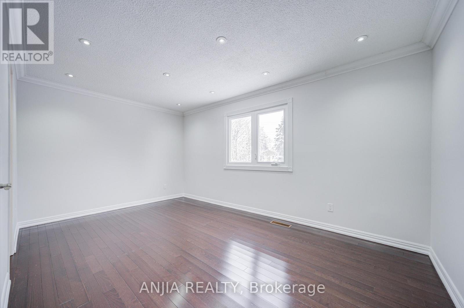 26 Longbow Square, Toronto, Ontario  M1W 2W7 - Photo 33 - E12621056