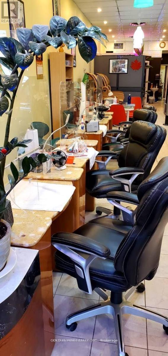 2 - 8220 Bayview Avenue, Markham, Ontario  L3T 2S2 - Photo 5 - N12620408