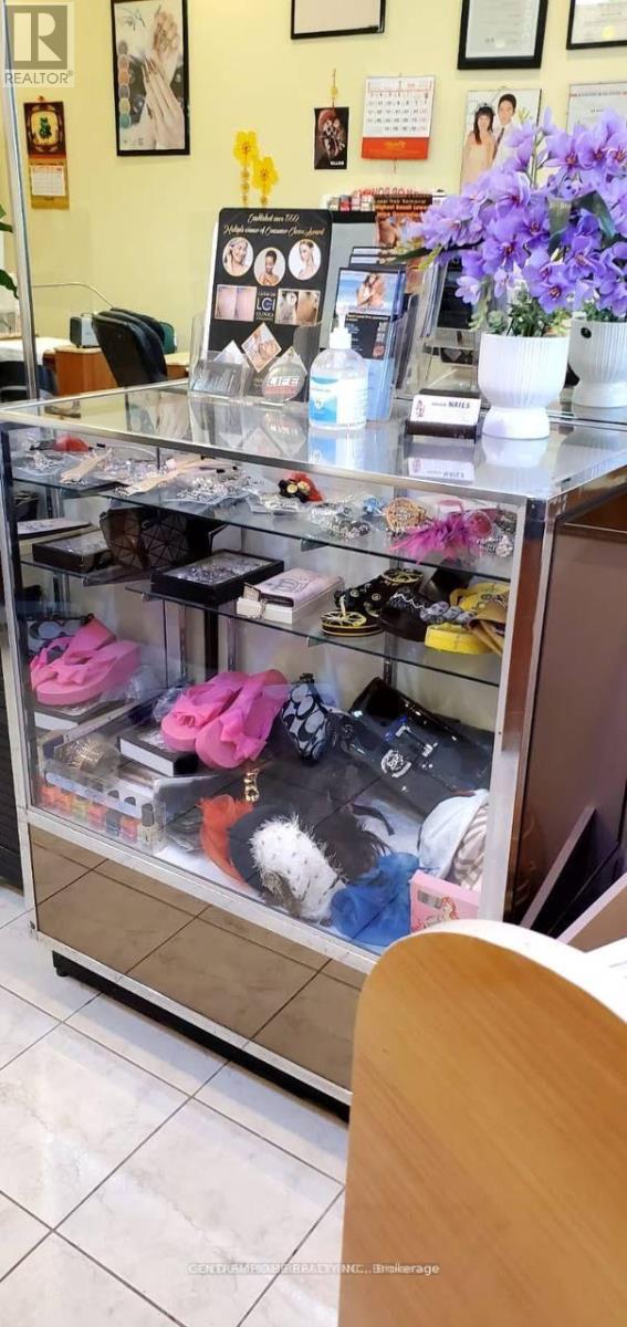 2 - 8220 Bayview Avenue, Markham, Ontario  L3T 2S2 - Photo 6 - N12620408