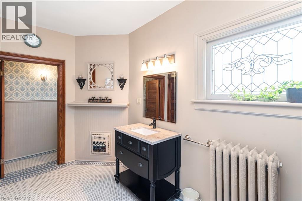 225 Broad Street E, Dunnville, Ontario  N1A 1G1 - Photo 41 - 40742566