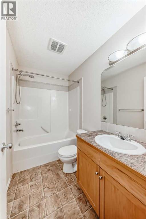 576 Stonegate Way Nw, Airdrie, Alberta  T4B 3C9 - Photo 14 - A2274834