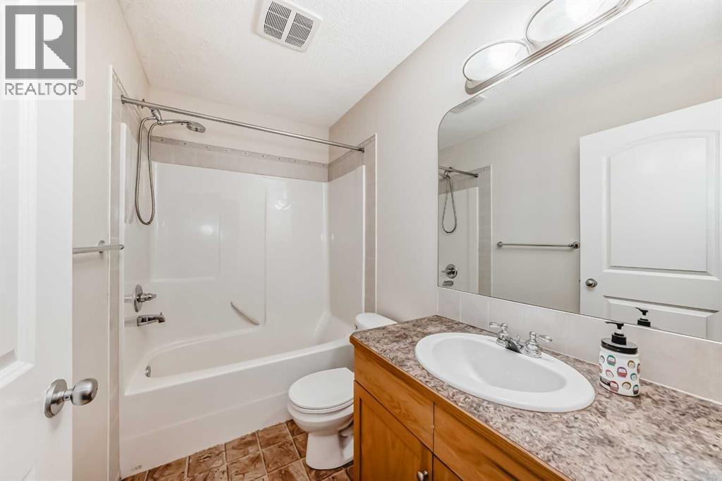 576 Stonegate Way Nw, Airdrie, Alberta  T4B 3C9 - Photo 11 - A2274834