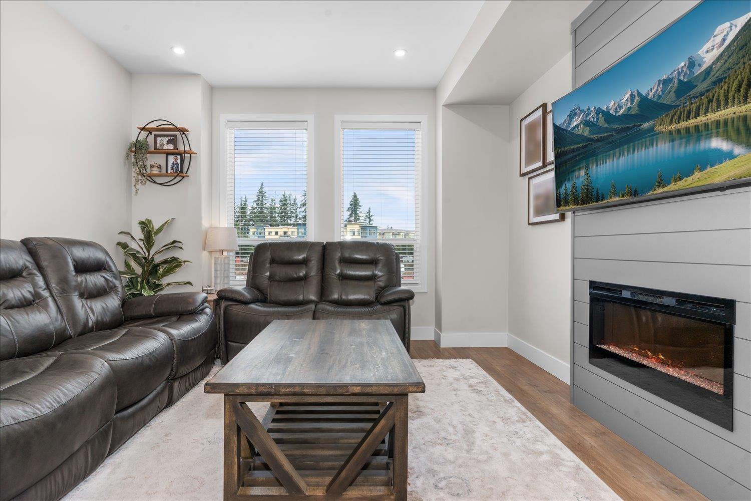 10 45500 Campus Drive, Garrison Crossing, Chilliwack, British Columbia V2R 6E9 - Photo 9 - R3060411