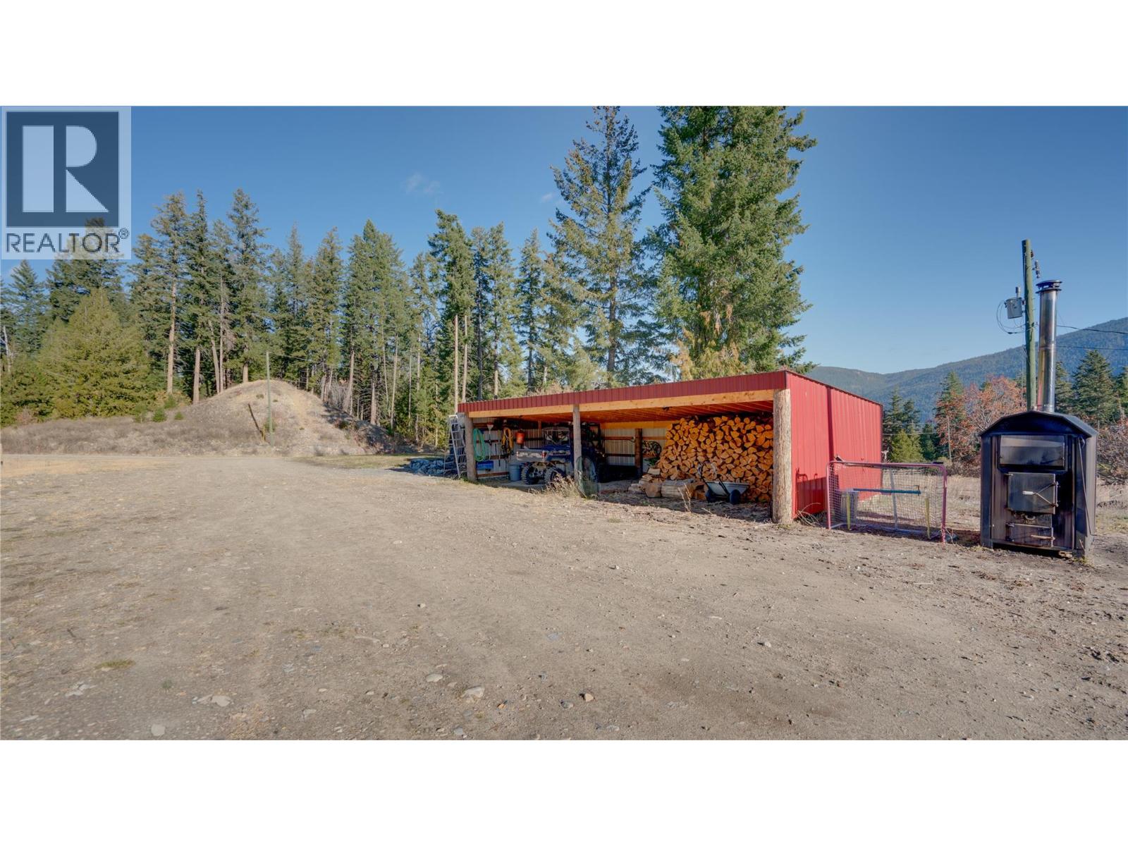 2086 Yankee Flats Road, Salmon Arm, British Columbia V1E 3J3 - Photo 68 - 10370802