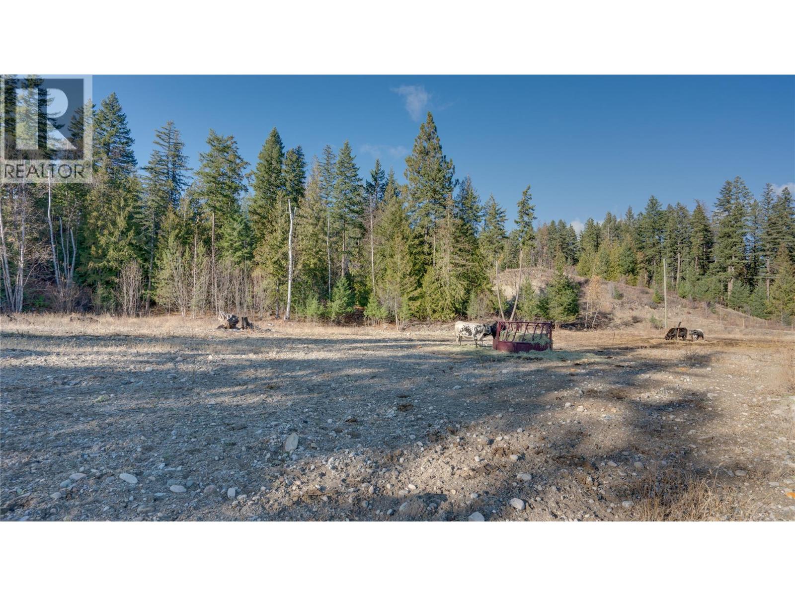 2086 Yankee Flats Road, Salmon Arm, British Columbia V1E 3J3 - Photo 65 - 10370802