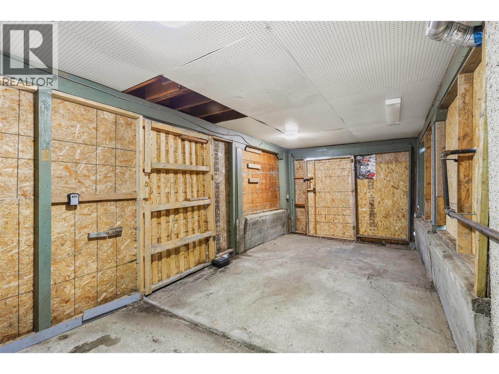 260 Fairview Avenue, Kamloops, British Columbia  V2B 1E9 - Photo 34 - 10369840