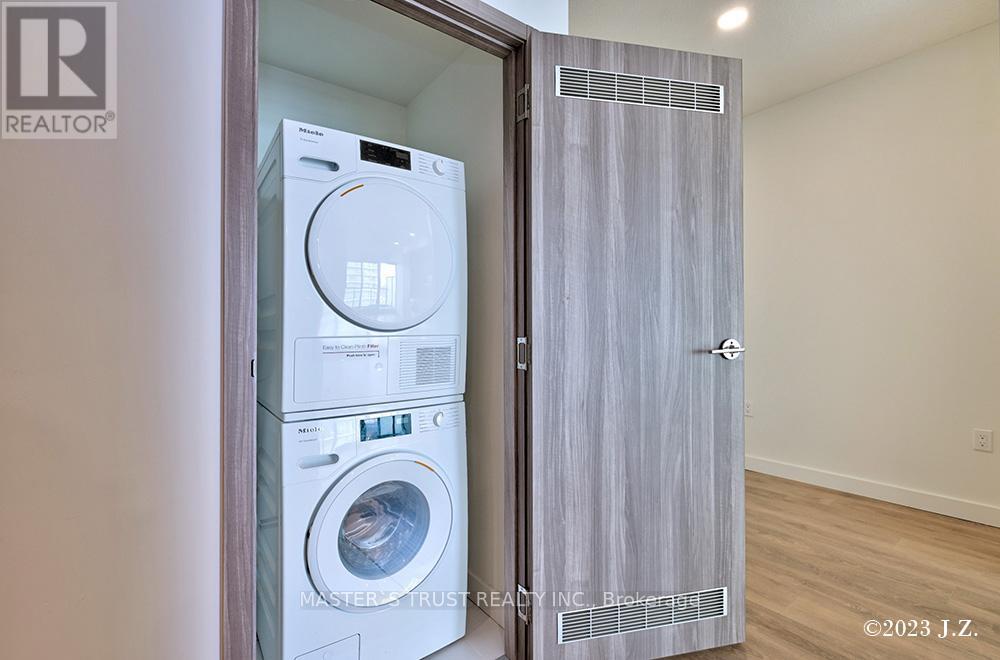 2301 - 95 Mcmahon Drive, Toronto, Ontario  M2K 0H2 - Photo 8 - C12621348