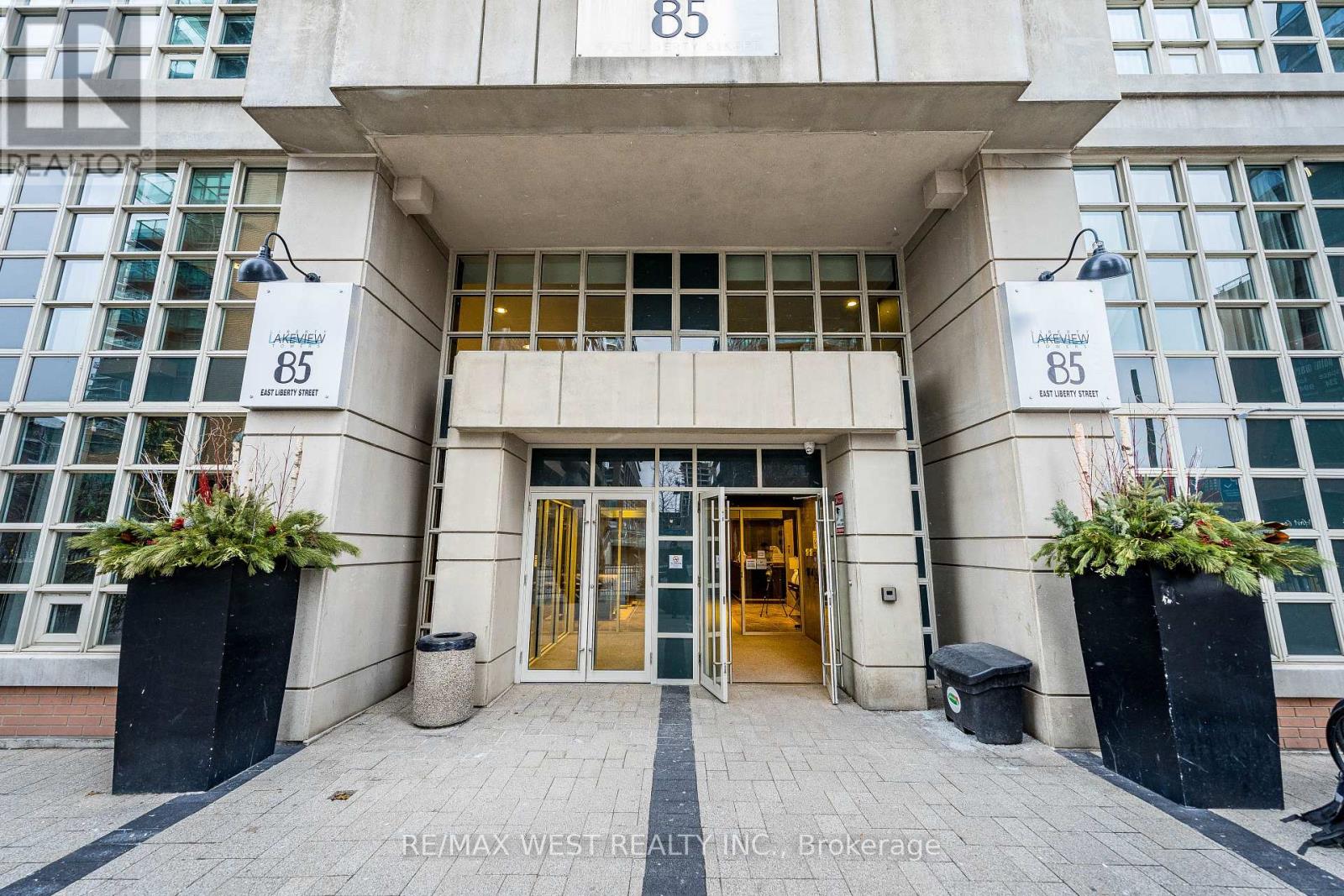 85 East Liberty Street, Toronto, Ontario M6K 3R4 - Photo 38 - C12621438