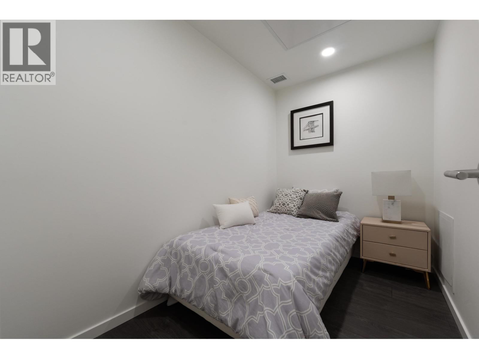 915 6200 Minoru Boulevard, Richmond, British Columbia  V6Y 0M9 - Photo 12 - R3073390