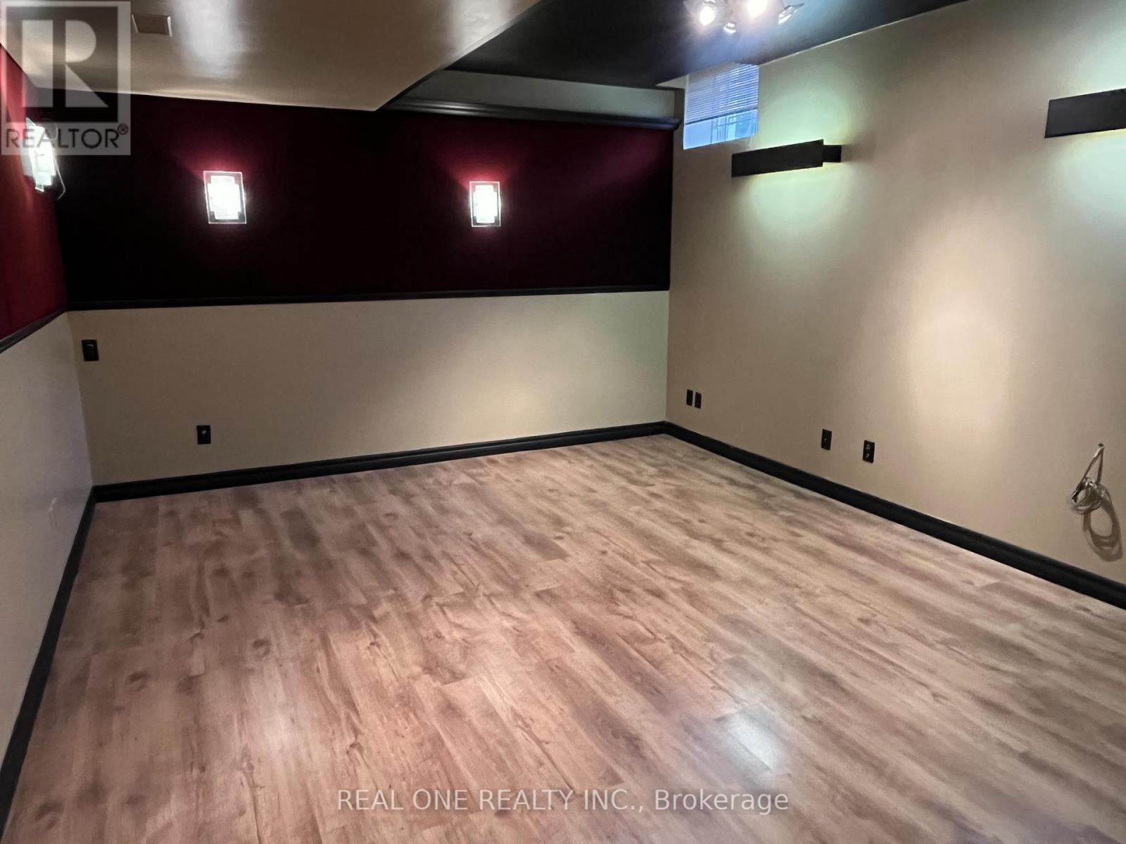 49 Drawbridge Drive, Markham, Ontario  L6C 2B4 - Photo 44 - N12621414