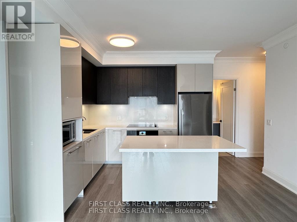 707 - 8 Water Walk Drive, Markham, Ontario  L3R 6L4 - Photo 12 - N12621416