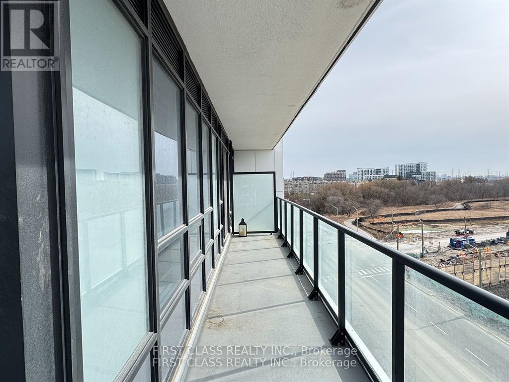 707 - 8 Water Walk Drive, Markham, Ontario  L3R 6L4 - Photo 28 - N12621416