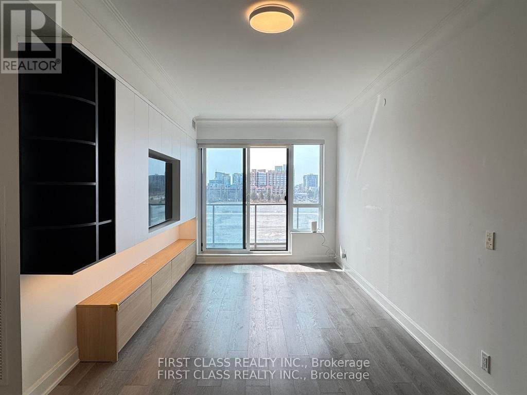 707 - 8 Water Walk Drive, Markham, Ontario  L3R 6L4 - Photo 3 - N12621416