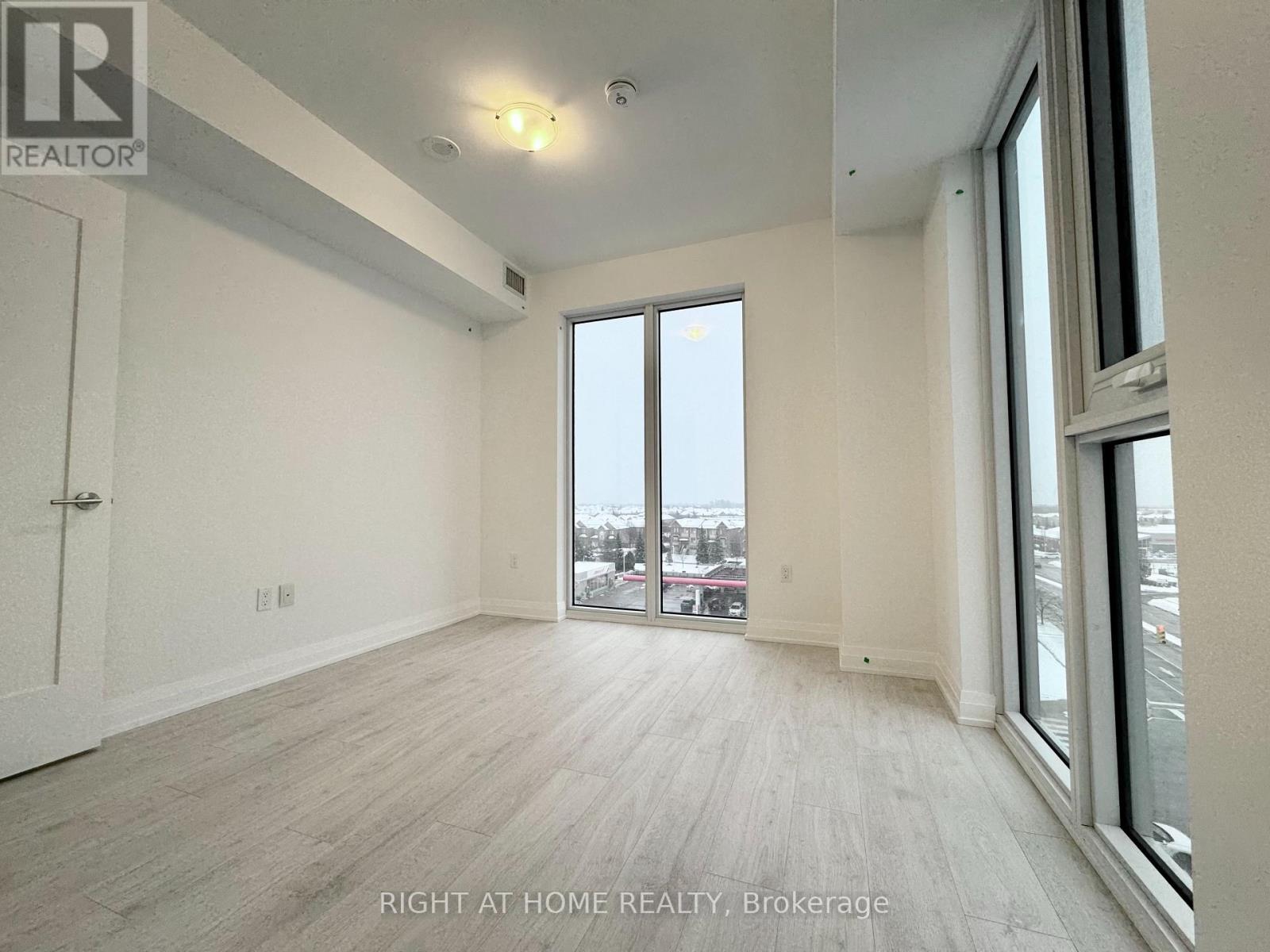 614 - 412 Silver Maple Road, Oakville, Ontario  L6H 7X8 - Photo 11 - W12621516