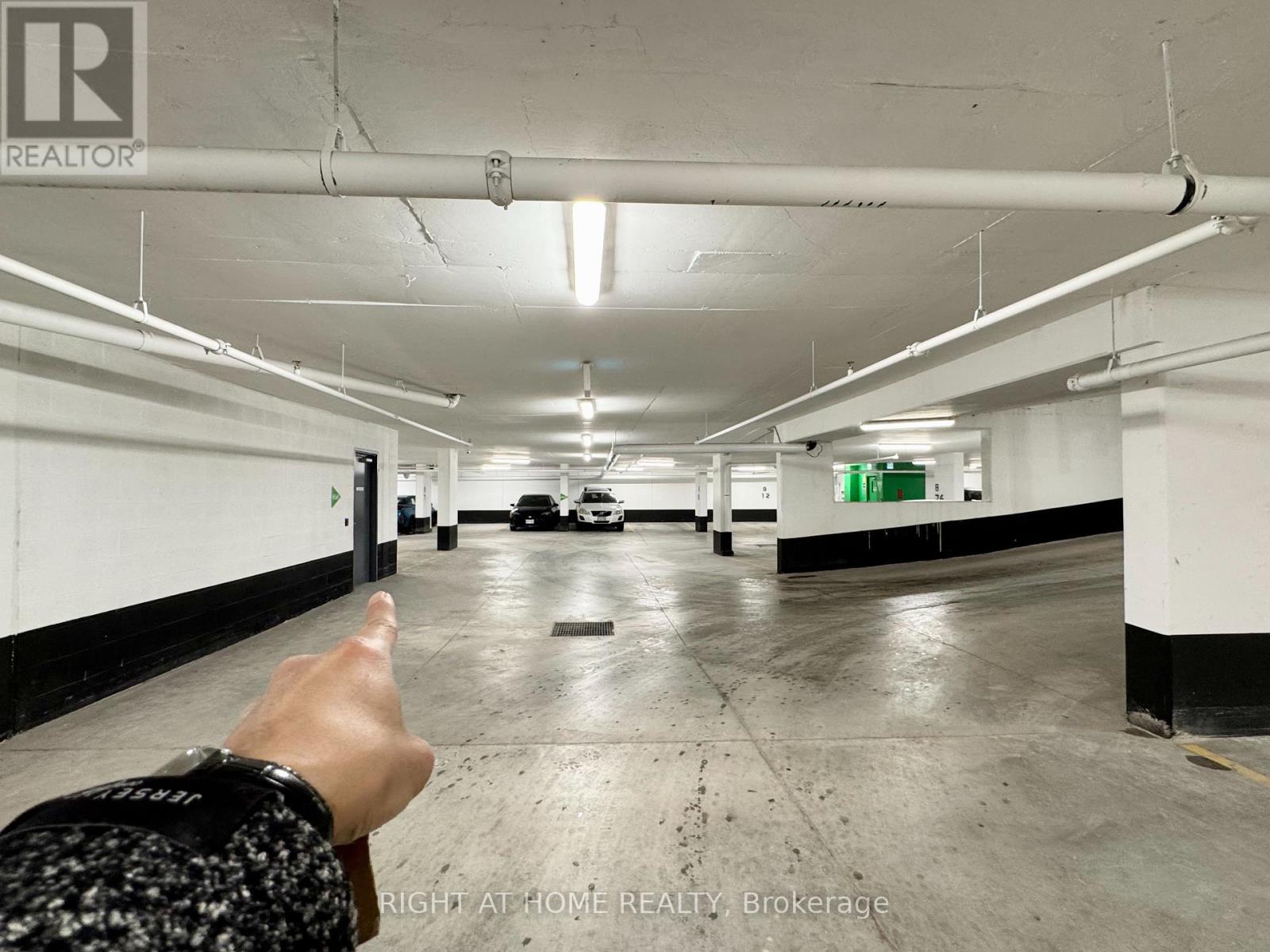 614 - 412 Silver Maple Road, Oakville, Ontario  L6H 7X8 - Photo 29 - W12621516