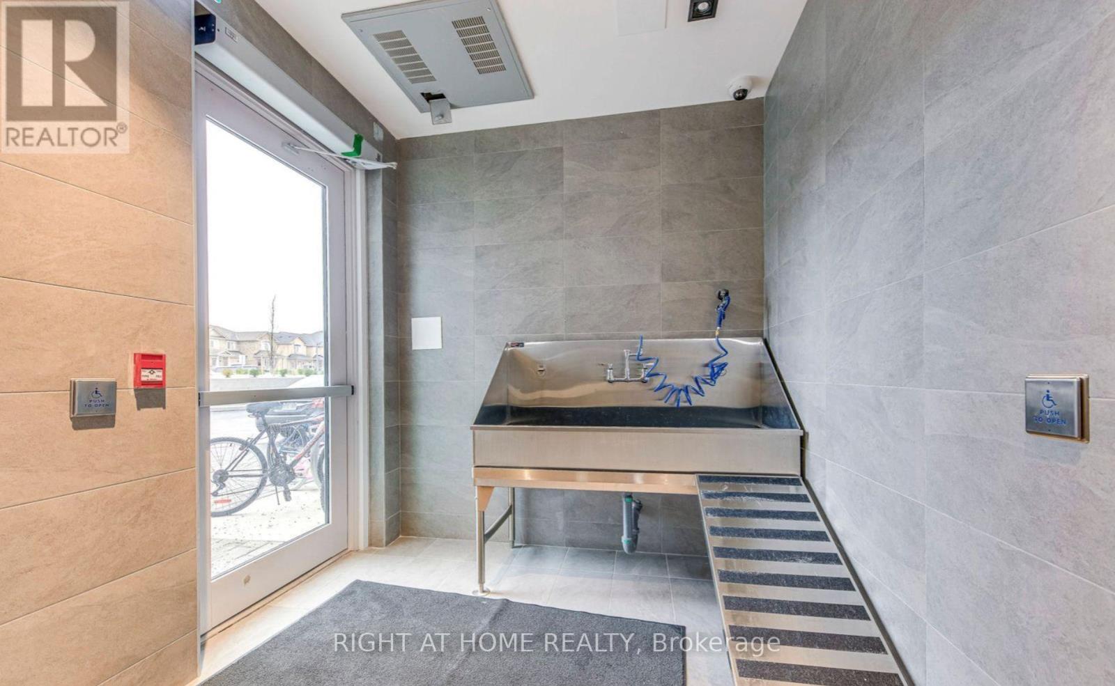 614 - 412 Silver Maple Road, Oakville, Ontario  L6H 7X8 - Photo 45 - W12621516