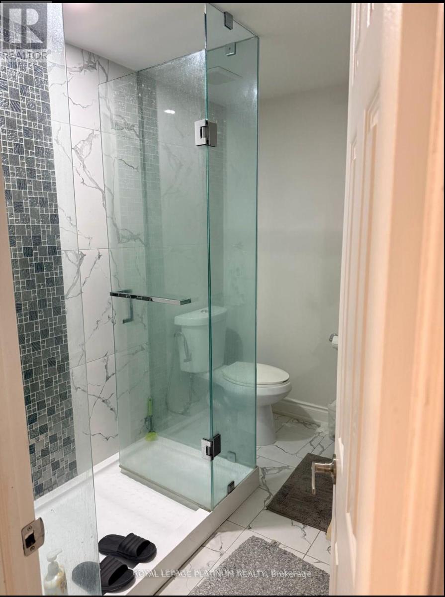 Legal Basement - 1540 Manorbrook Court, Mississauga, Ontario  L5M 4A8 - Photo 10 - W12621624