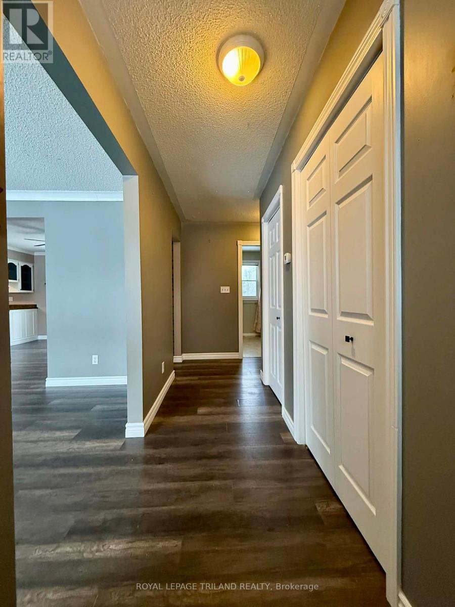 102 Ontario Street, Lambton Shores, Ontario  N0M 2N0 - Photo 3 - X12622726