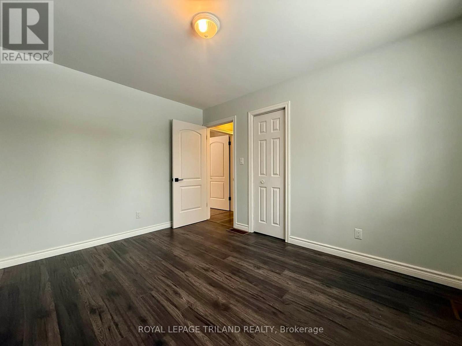 102 Ontario Street, Lambton Shores, Ontario  N0M 2N0 - Photo 32 - X12622726