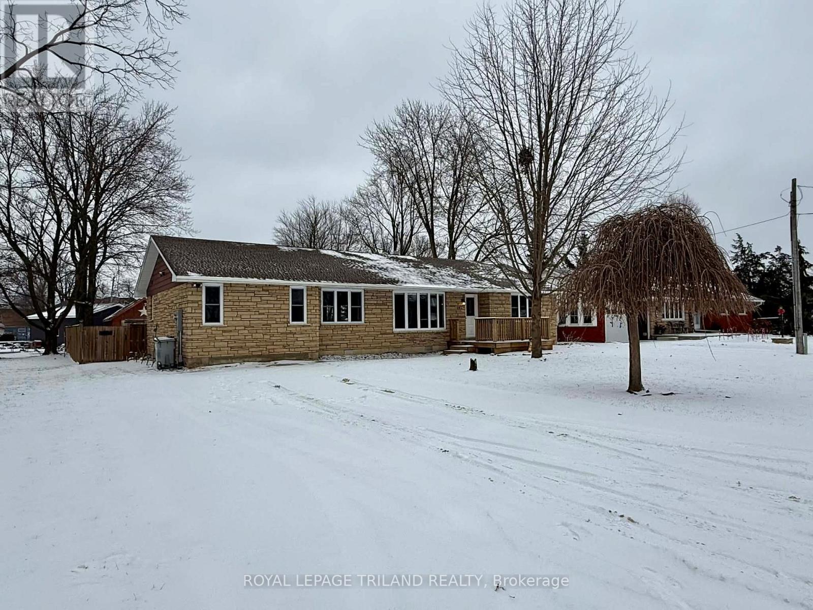 102 Ontario Street, Lambton Shores, Ontario  N0M 2N0 - Photo 40 - X12622726