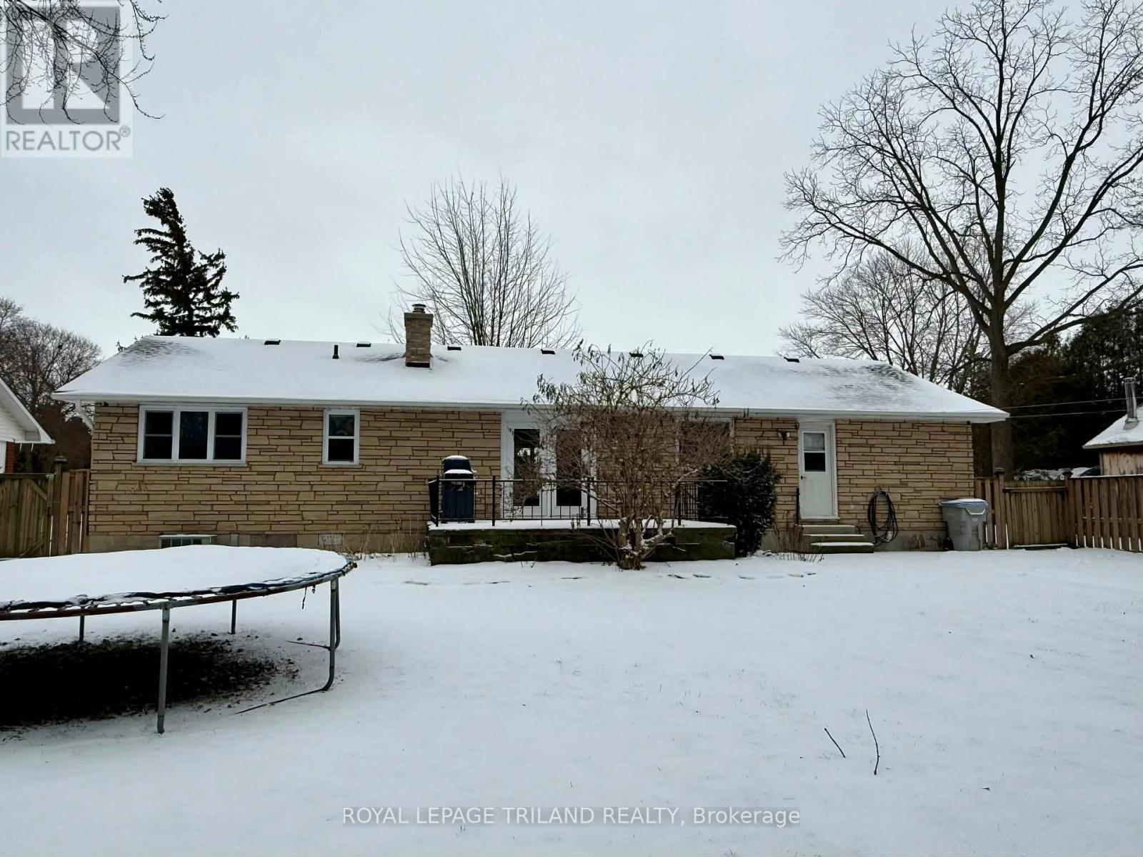 102 Ontario Street, Lambton Shores, Ontario  N0M 2N0 - Photo 42 - X12622726