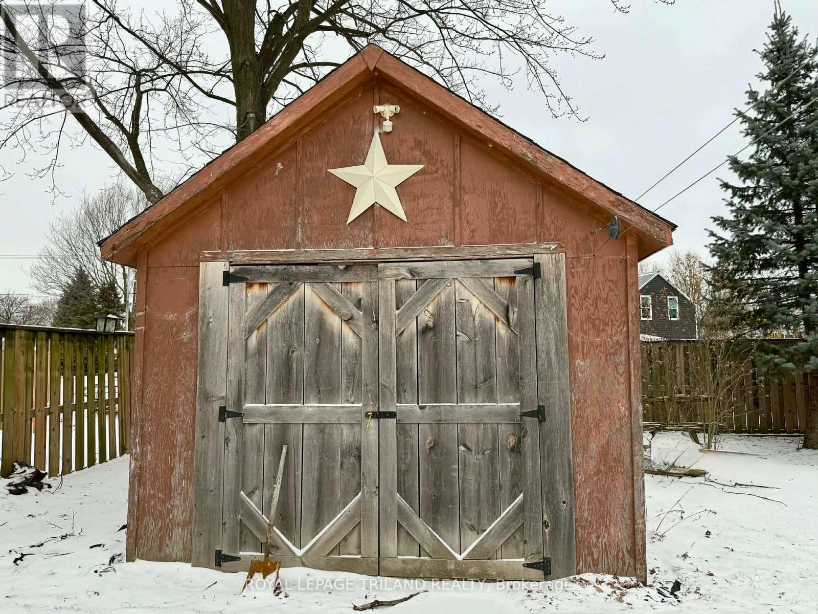 102 Ontario Street, Lambton Shores, Ontario  N0M 2N0 - Photo 50 - X12622726