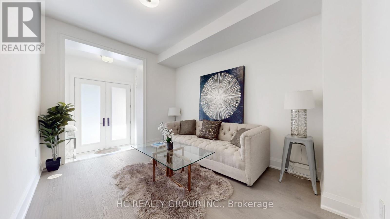 3325 Taha Gardens, Oakville, Ontario  L6M 5S1 - Photo 4 - W12622040