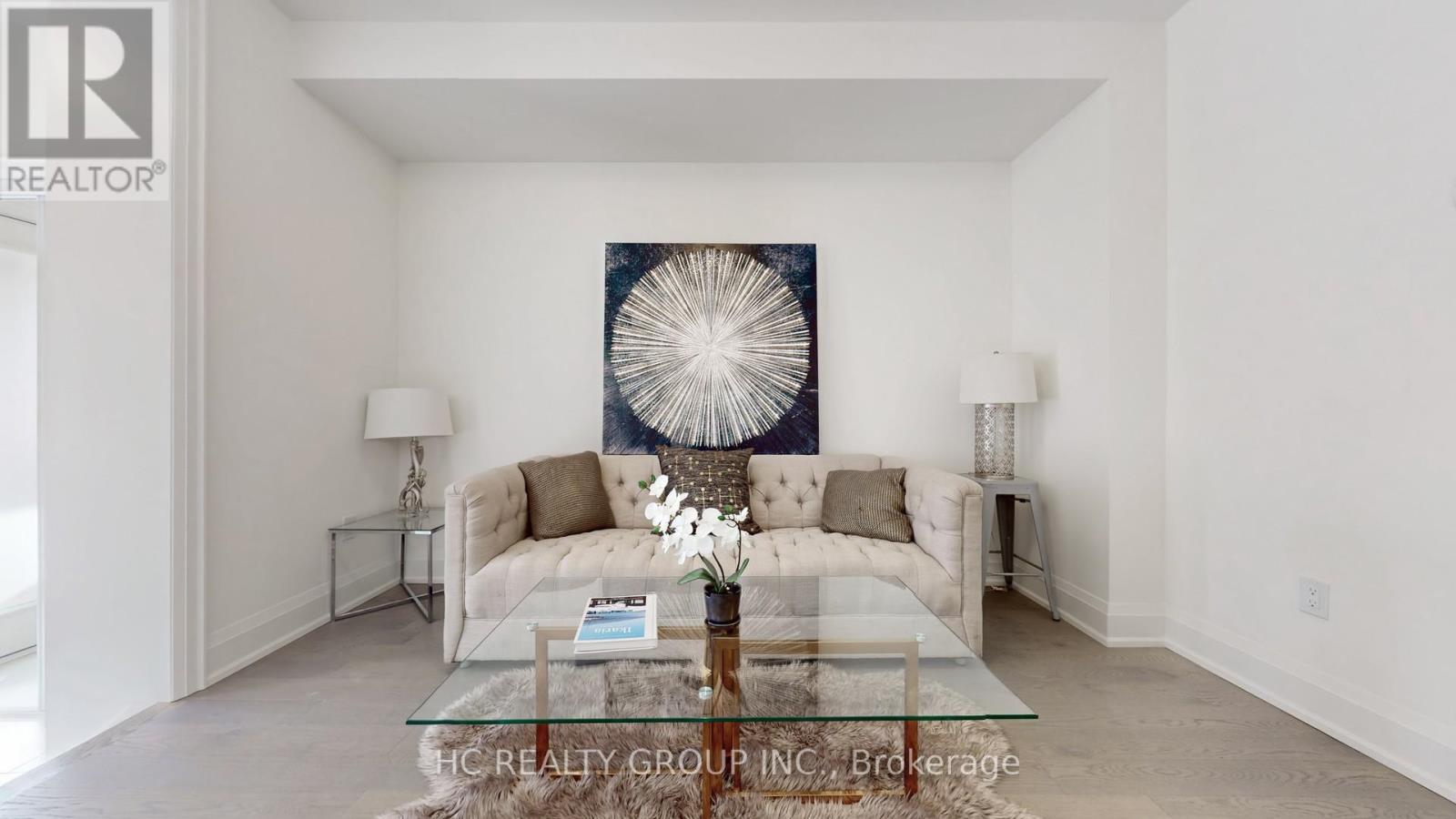 3325 Taha Gardens, Oakville, Ontario  L6M 5S1 - Photo 5 - W12622040