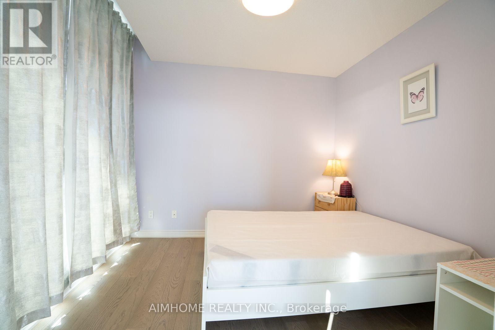 3202 - 2240 Lake Shore Boulevard, Toronto, Ontario  M8V 0B1 - Photo 13 - W12622622