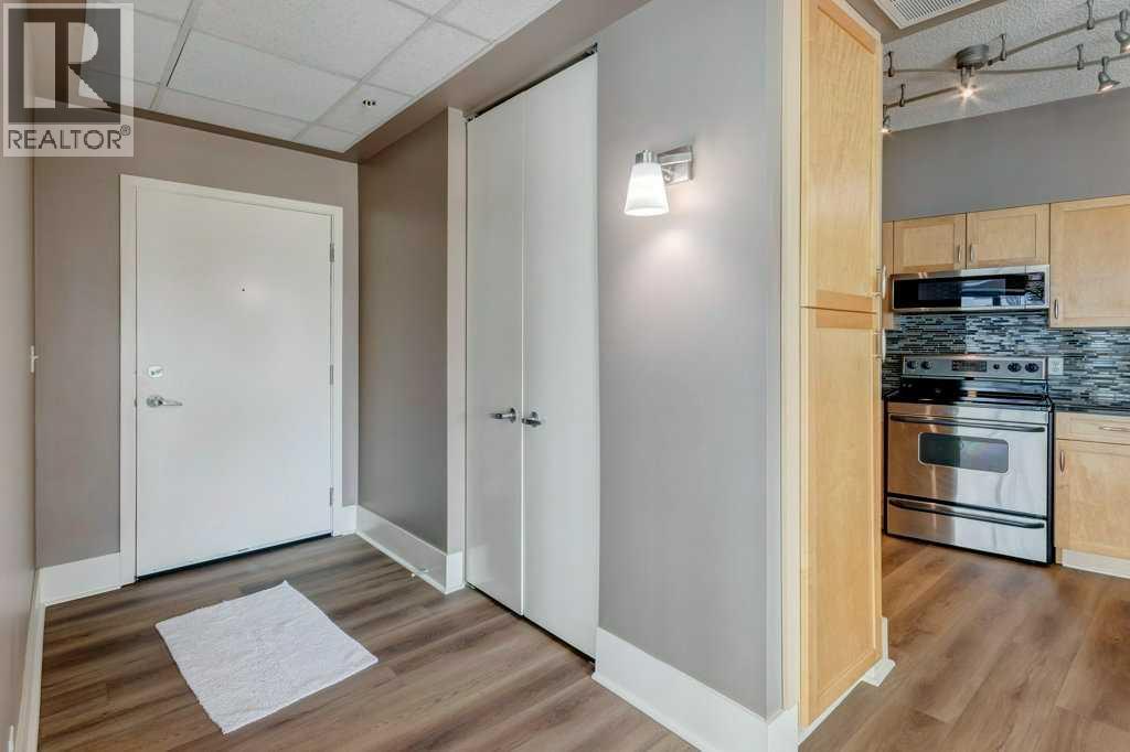 701, 205 Riverfront Avenue Sw, Calgary, Alberta T2P 0A9 - Photo 3 - A2255300