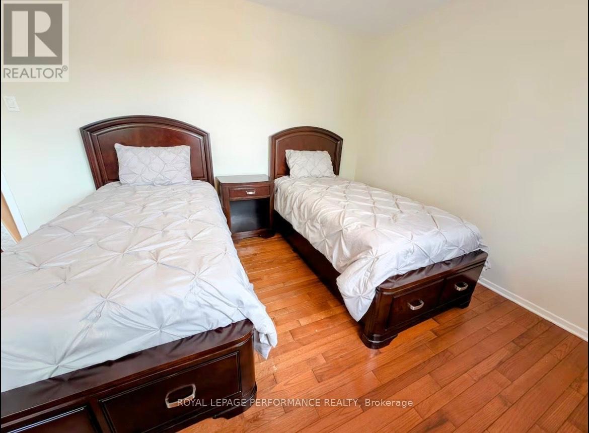 1646 Sunview Drive, Ottawa, Ontario  K1C 5C5 - Photo 22 - X12616150