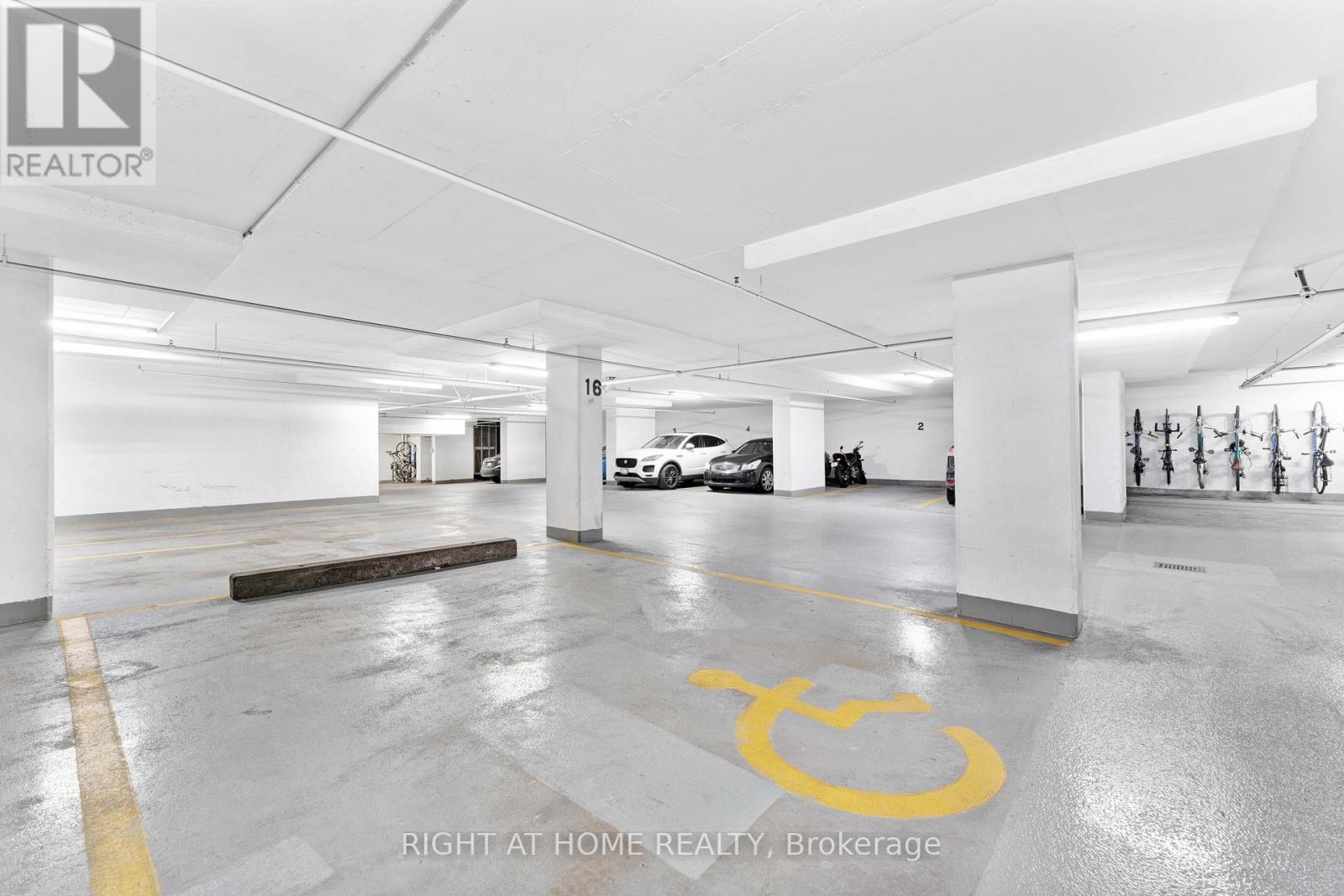 2010 - 324 Laurier Avenue W, Ottawa, Ontario  K1P 0A4 - Photo 30 - X12479130