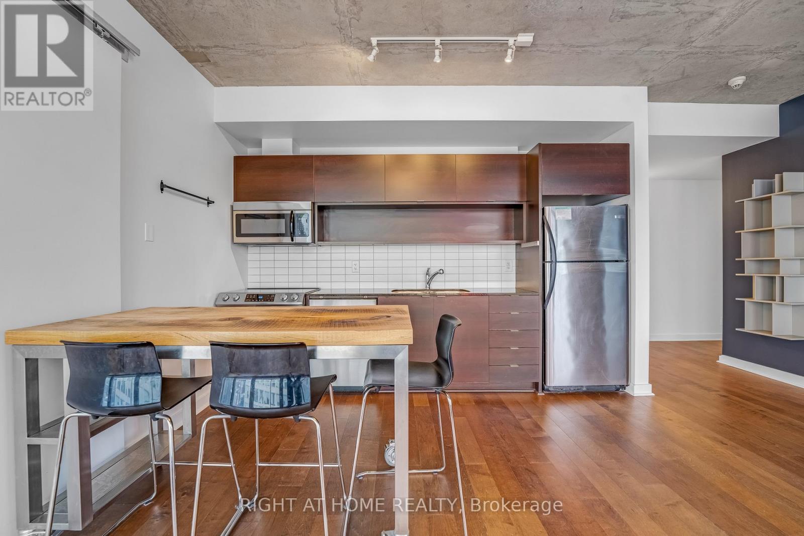 2010 - 324 Laurier Avenue W, Ottawa, Ontario  K1P 0A4 - Photo 16 - X12479130