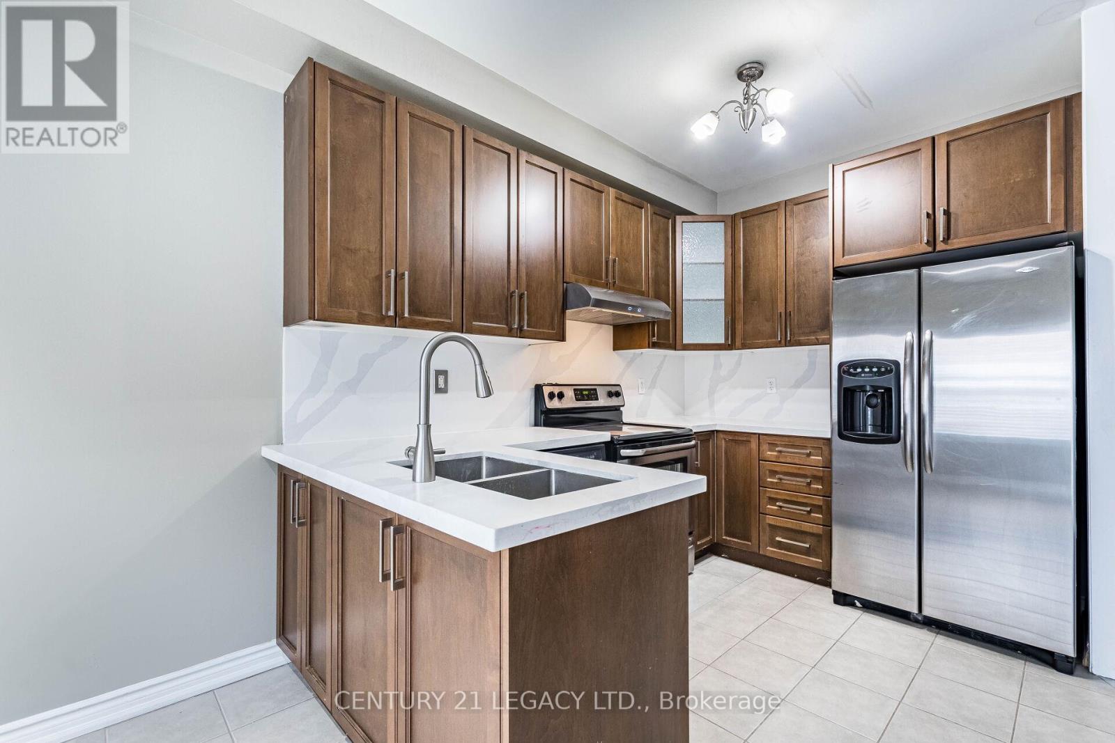 21 Kilrea Way, Brampton, Ontario  L6X 0P9 - Photo 15 - W12600266