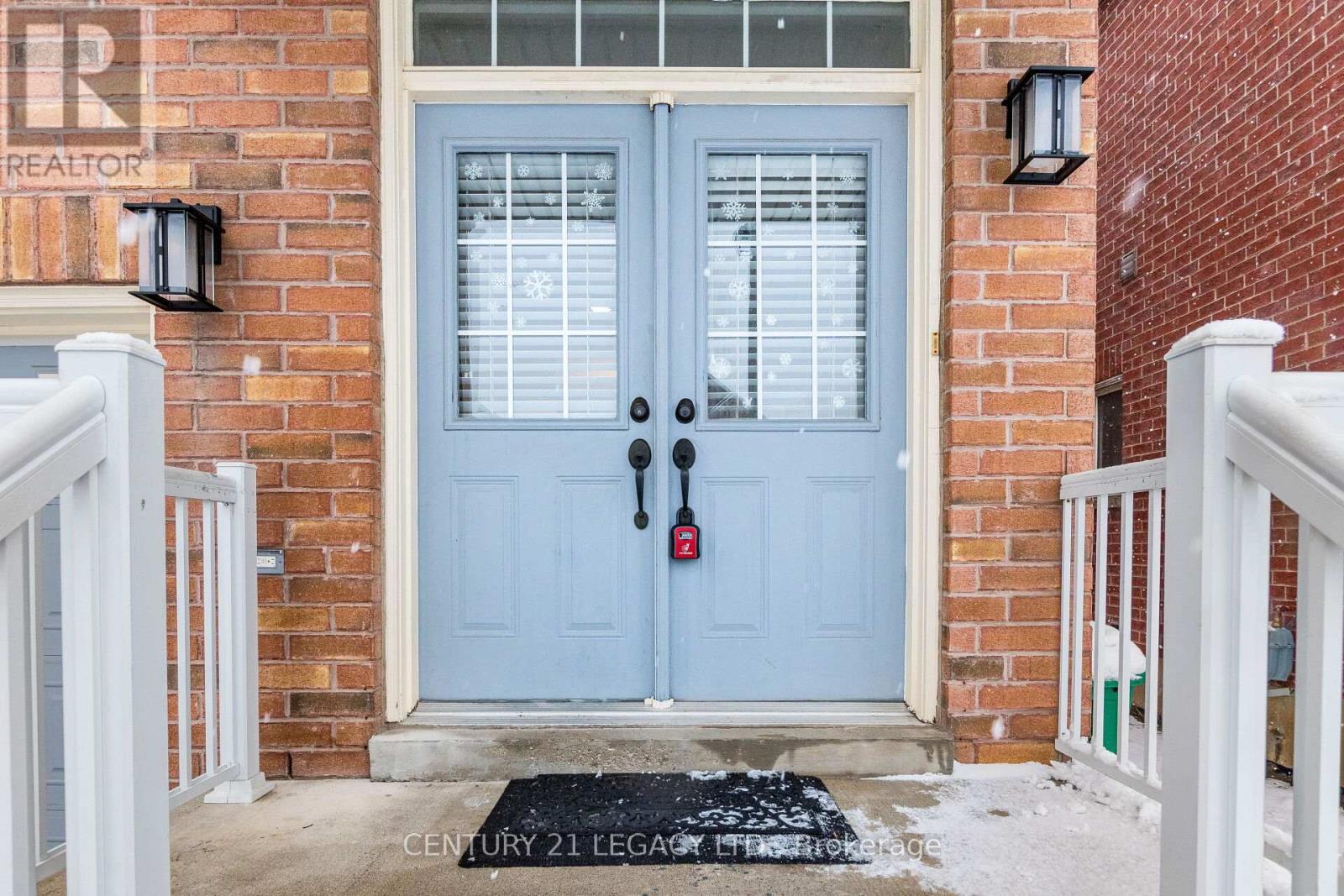 21 Kilrea Way, Brampton, Ontario  L6X 0P9 - Photo 3 - W12600266