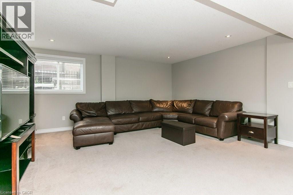 19 Tremaine Drive, Kitchener, Ontario  N2A 4L9 - Photo 37 - 40793310