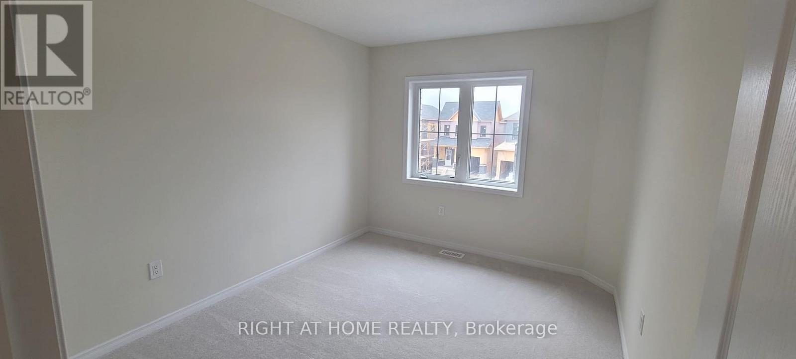 15 Amos Avenue, Brantford, Ontario  N3T 5L5 - Photo 9 - X12614482