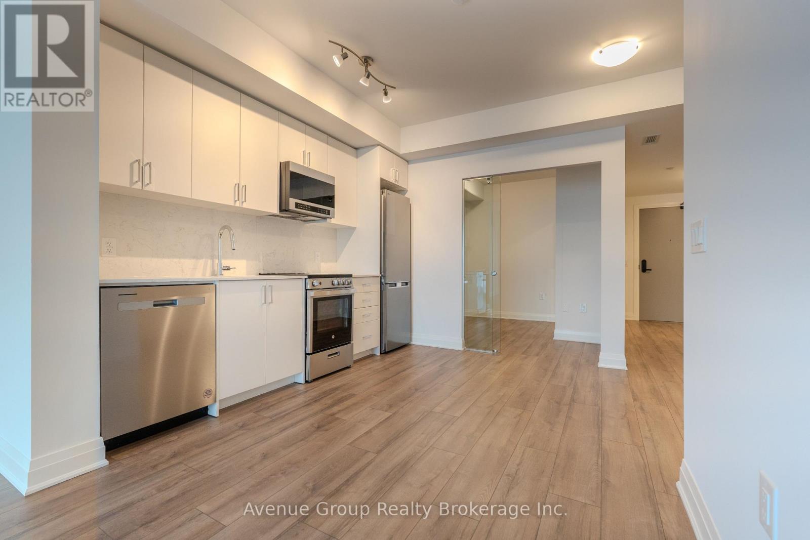 410 - 700 Sheppard Avenue W, Toronto, Ontario  M3H 0G5 - Photo 9 - C12626578