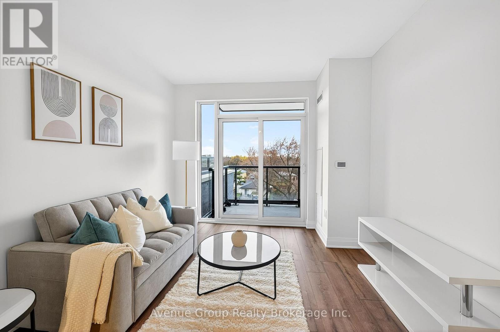 510 - 700 Sheppard Avenue W, Toronto (Bathurst Manor), Ontario  M3H 0G5 - Photo 8 - C12626580