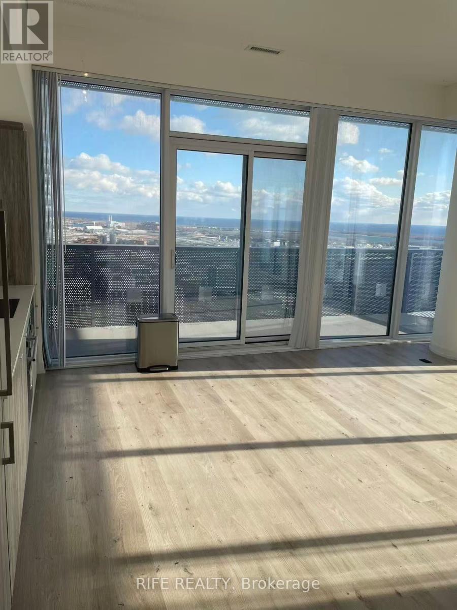 4007 - 138 Downes Street, Toronto, Ontario  M5E 0E4 - Photo 4 - C12626582