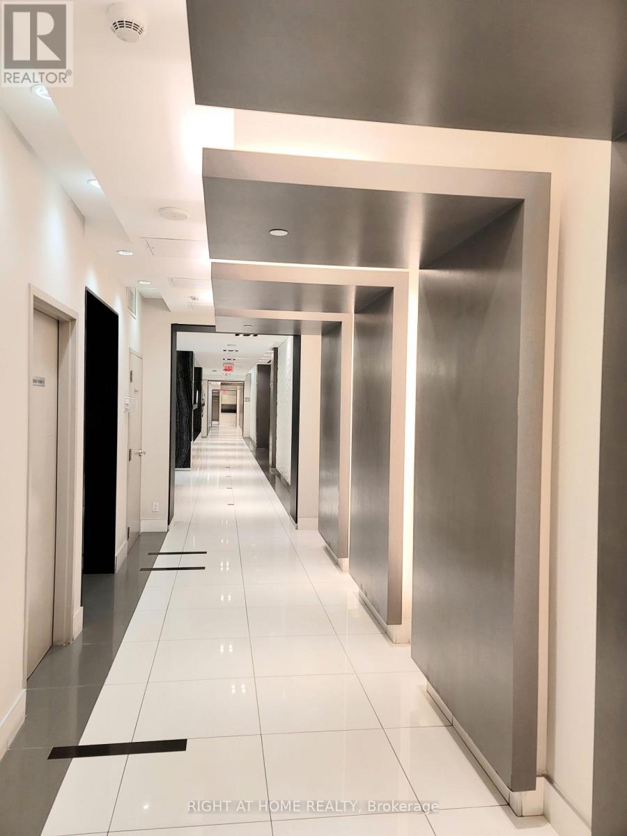 1007 - 7167 Yonge Street, Markham, Ontario L3T 0E1 - Photo 9 - N12626564