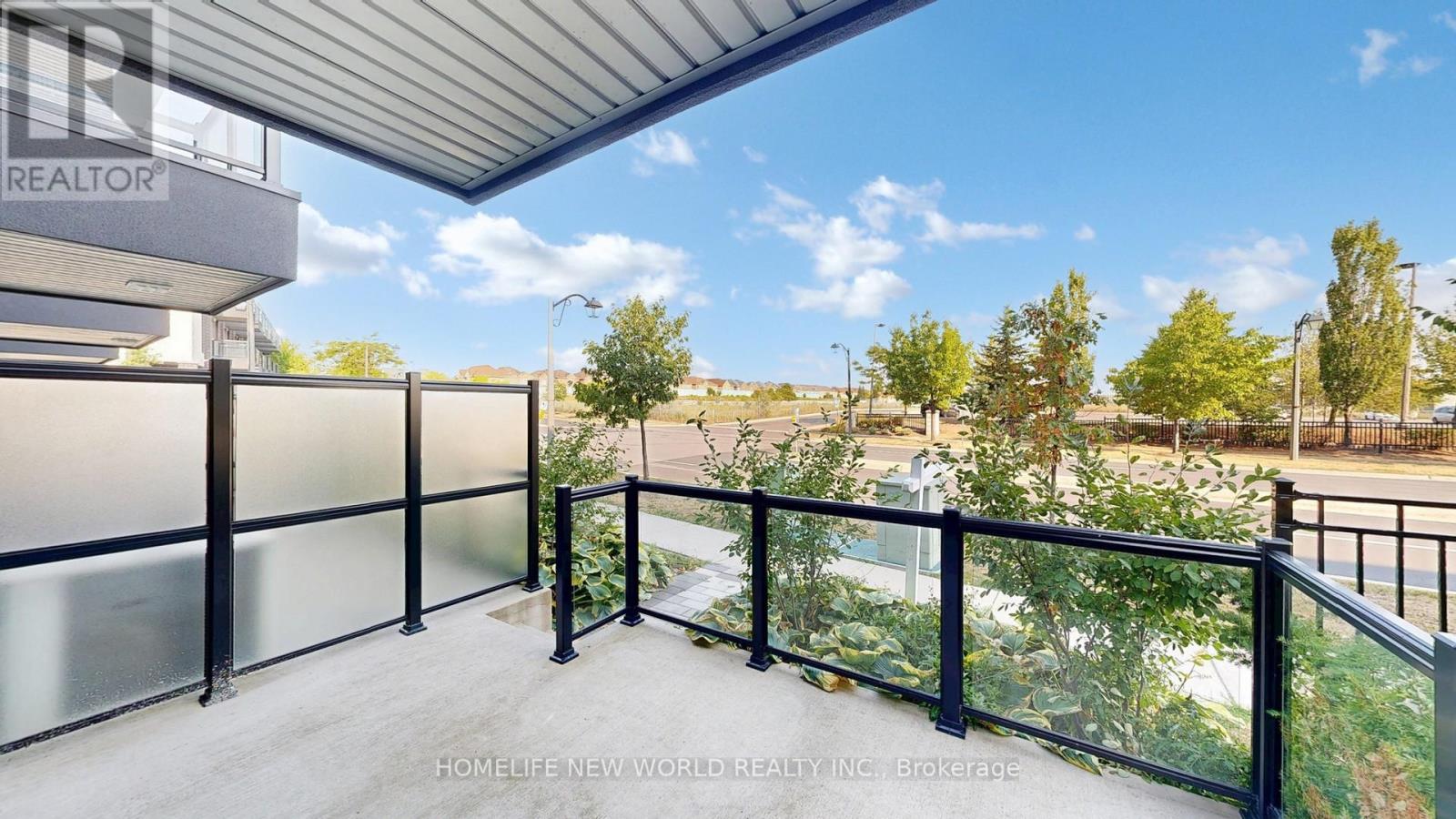 1697 Bur Oak Avenue, Markham, Ontario  L6E 0V2 - Photo 4 - N12626568