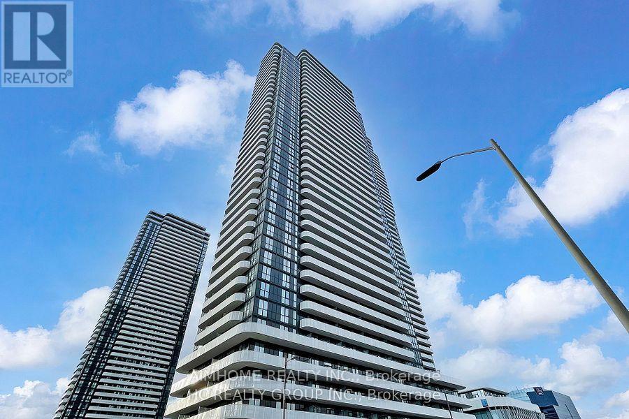 2906 - 8 INTERCHANGE WAY, Vaughan, Ontario