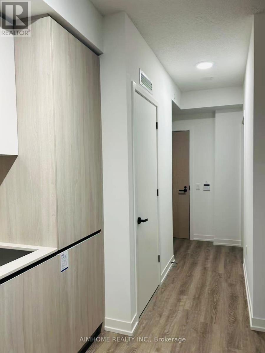 2906 - 8 Interchange Way, Vaughan, Ontario  L4K 0R2 - Photo 3 - N12626572